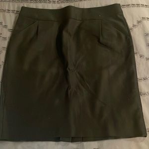 J. Crew size 14 black pencil skirt